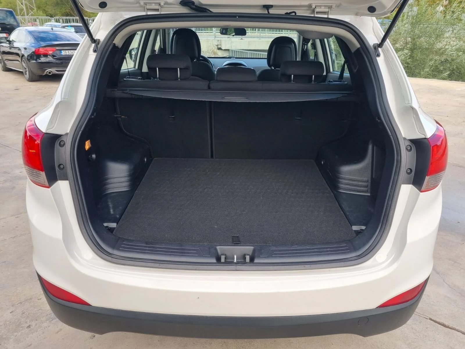 Hyundai IX35 2.0i ШВЕЙЦАРИЯ - изображение 5