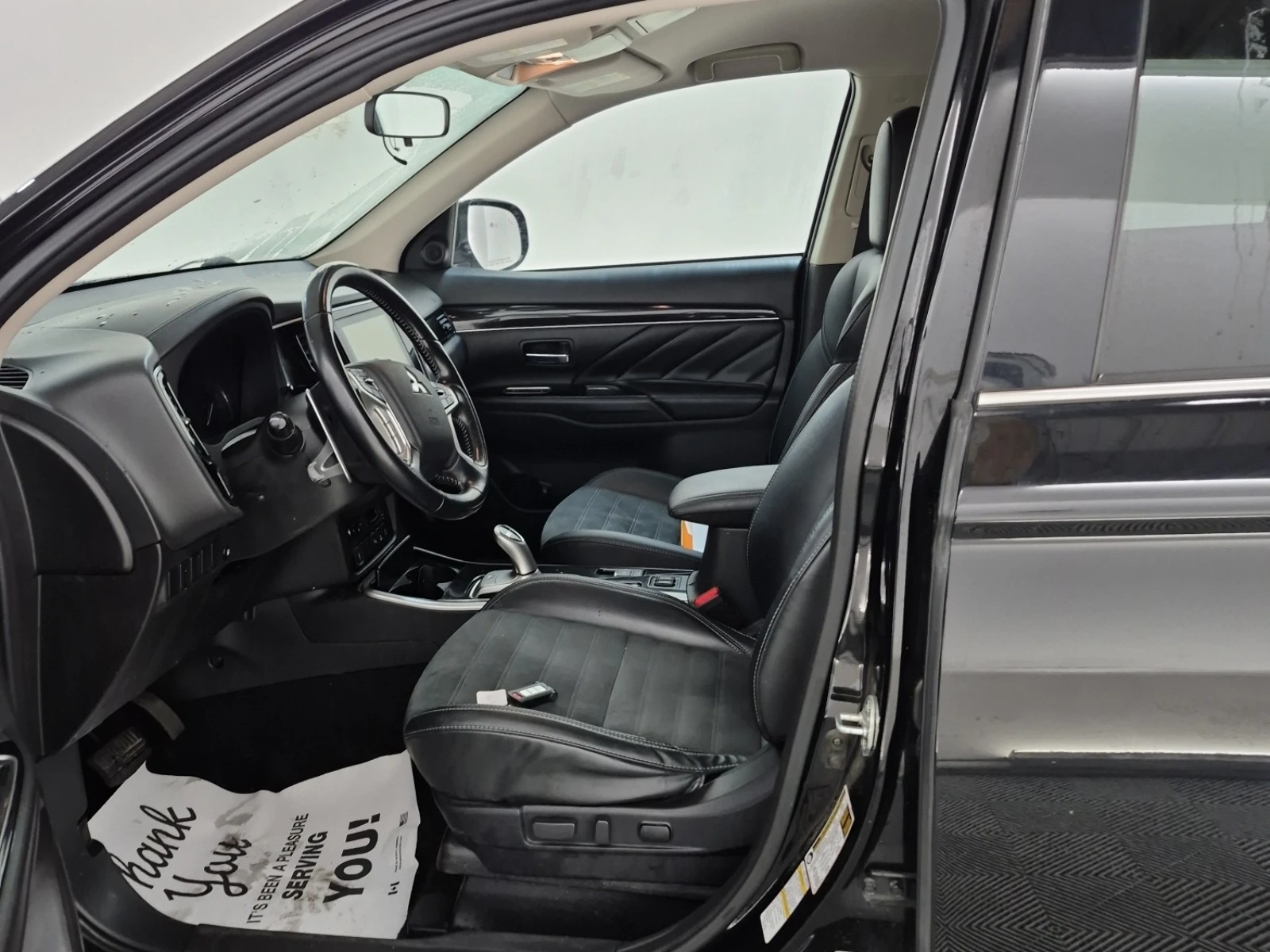 Mitsubishi Outlander PHEV SE * * CARFAX * * АВТО КРЕДИТ * *  - изображение 7