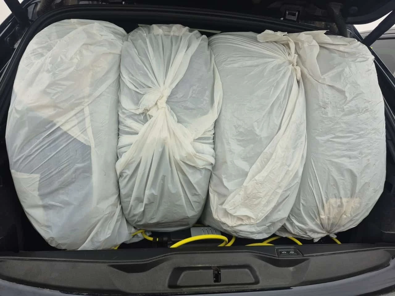 BMW X5 XDRIVE45E | M Sport | HUD | PANO | KEYLESS | CARFA, снимка 14 - Автомобили и джипове - 53740509