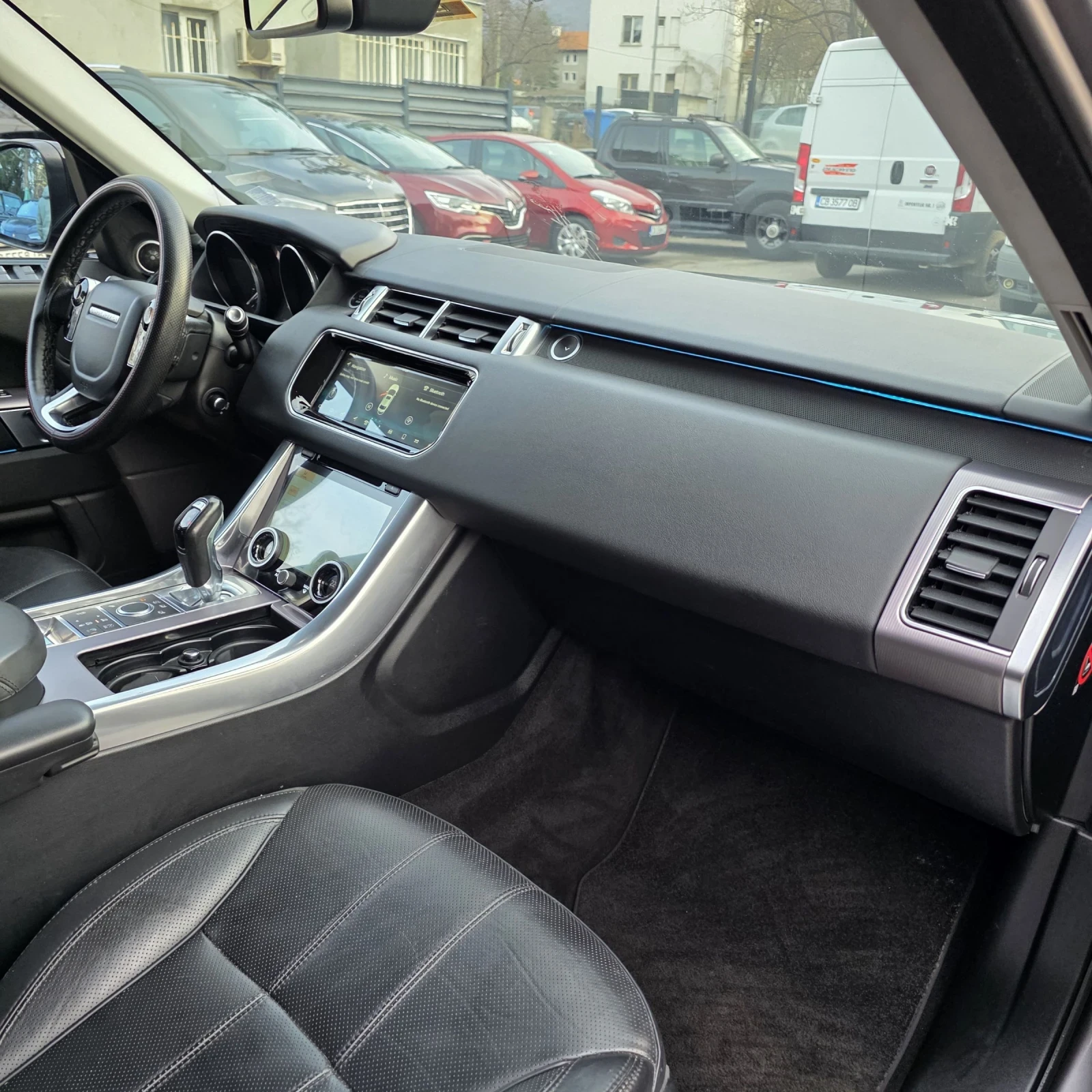 Land Rover Range Rover Sport 3.0 HSE, снимка 14 - Автомобили и джипове - 53884128