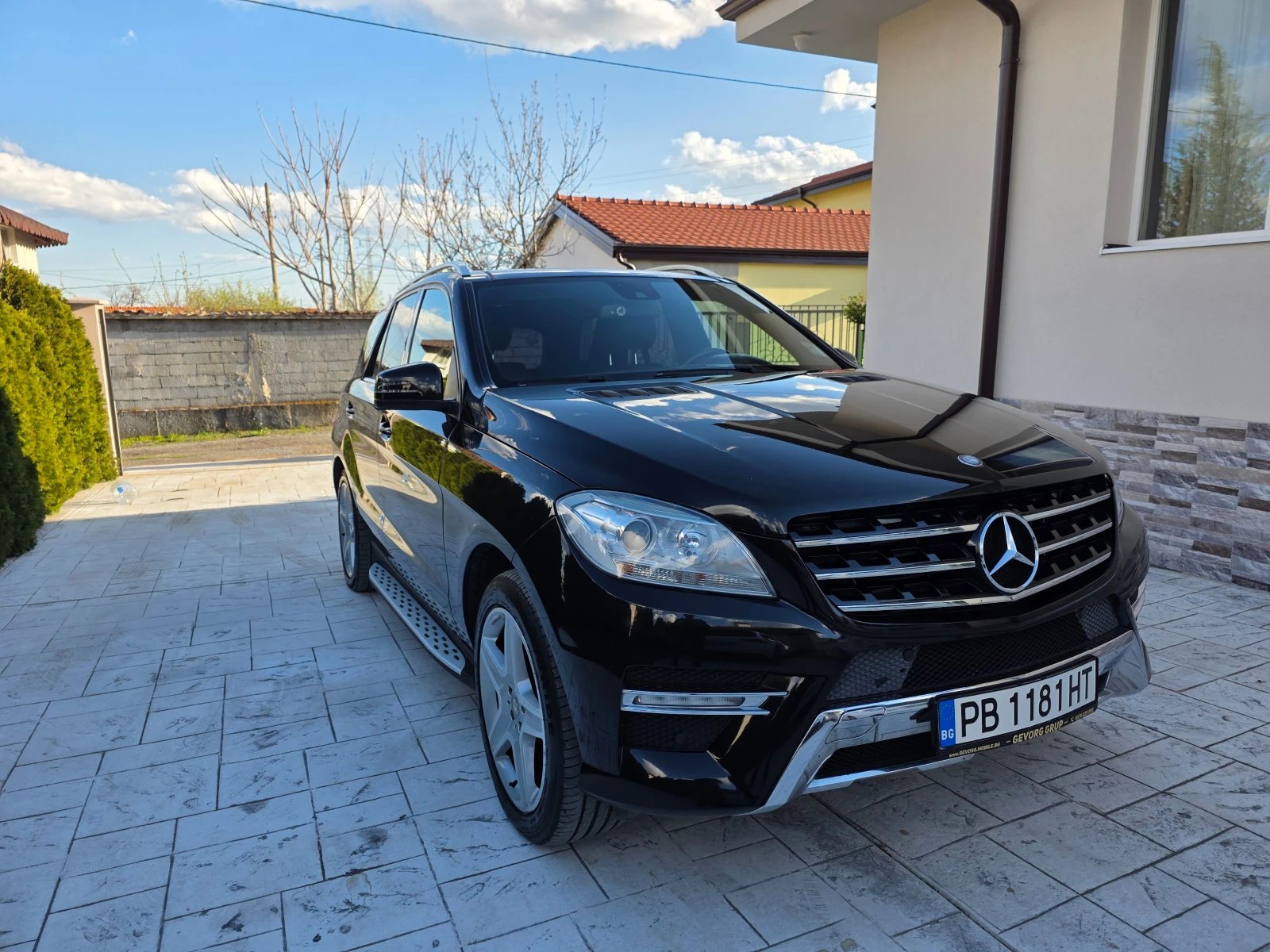 Mercedes-Benz ML 350 3.0 CDI EDITION НАПЪЛНО ОБСЛУЖЕН , снимка 3 - Автомобили и джипове - 54138576