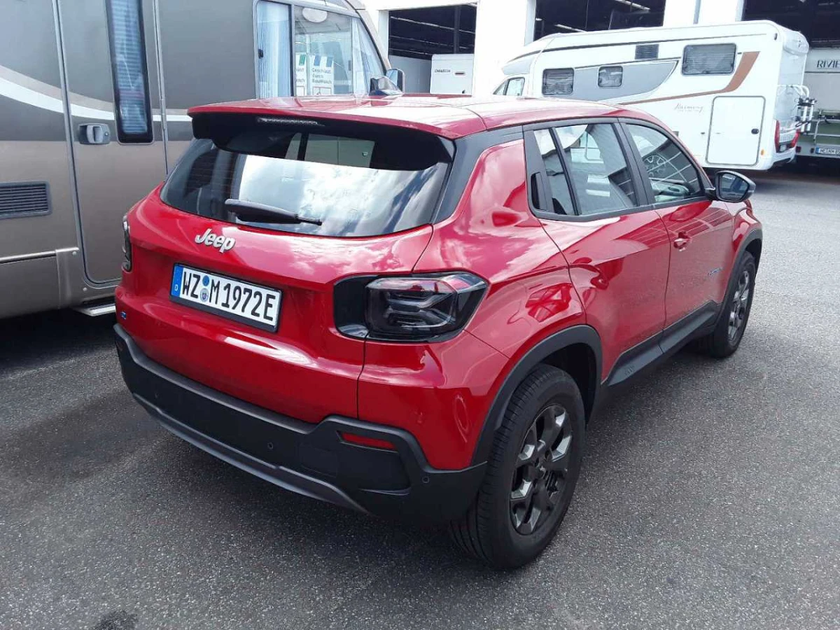 Jeep Avenger Longitude, снимка 4 - Автомобили и джипове - 54291978