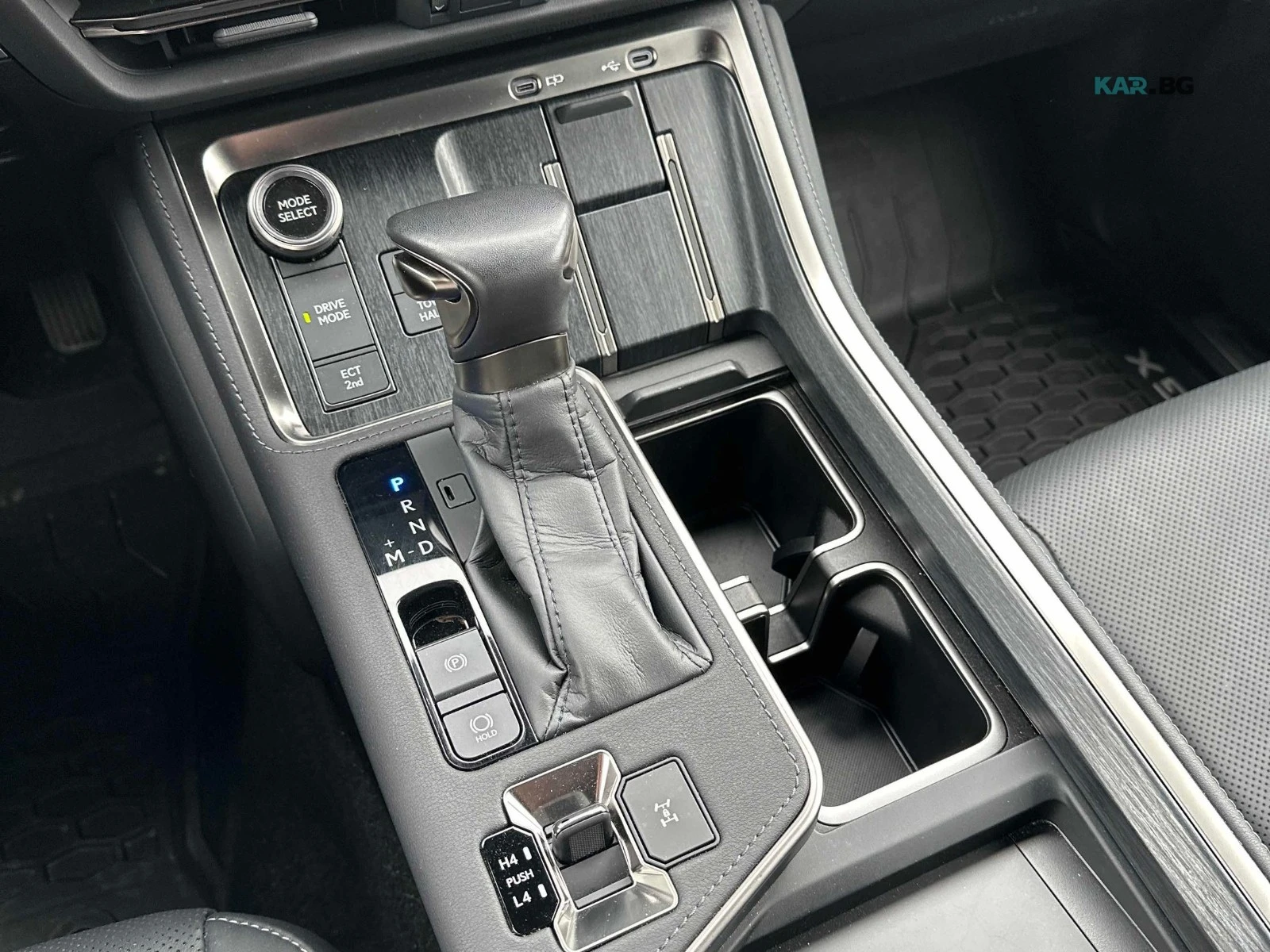 Lexus GX 550 FULL Автокредит Цена до България, снимка 9 - Автомобили и джипове - 55278468