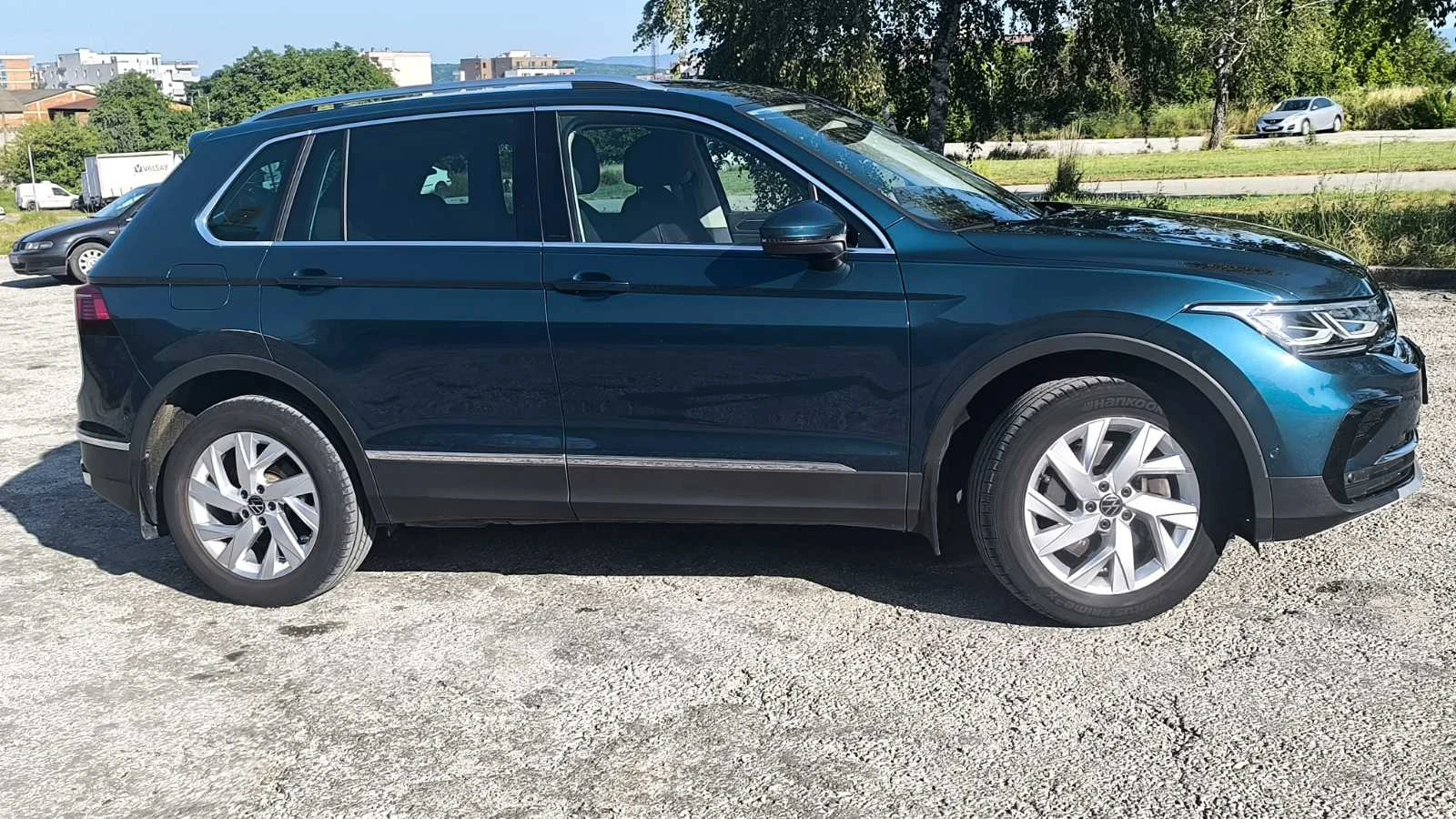 VW Tiguan VW Tiguan 2021 PHEV | 70k km | Батерия 92%, снимка 2 - Автомобили и джипове - 55900653
