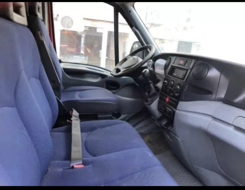 Iveco Daily 65C Товарен хладилен , снимка 11 - Бусове и автобуси - 47992880