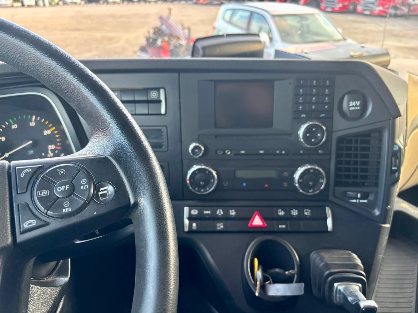 Mercedes-Benz Actros Специален автомобил 1843 - изображение 6