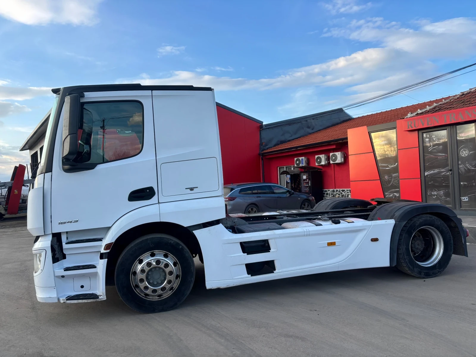 Mercedes-Benz Actros Специален автомобил 1843 - изображение 3