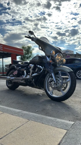 ����� �� �������� �� Yamaha Roadliner Deluxe