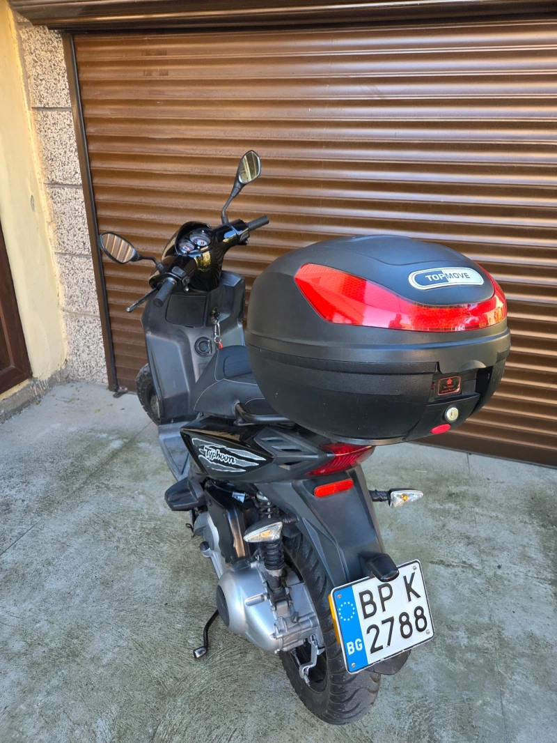 Piaggio Typhoon Скутер, снимка 2 - Мотоциклети и мототехника - 52225727