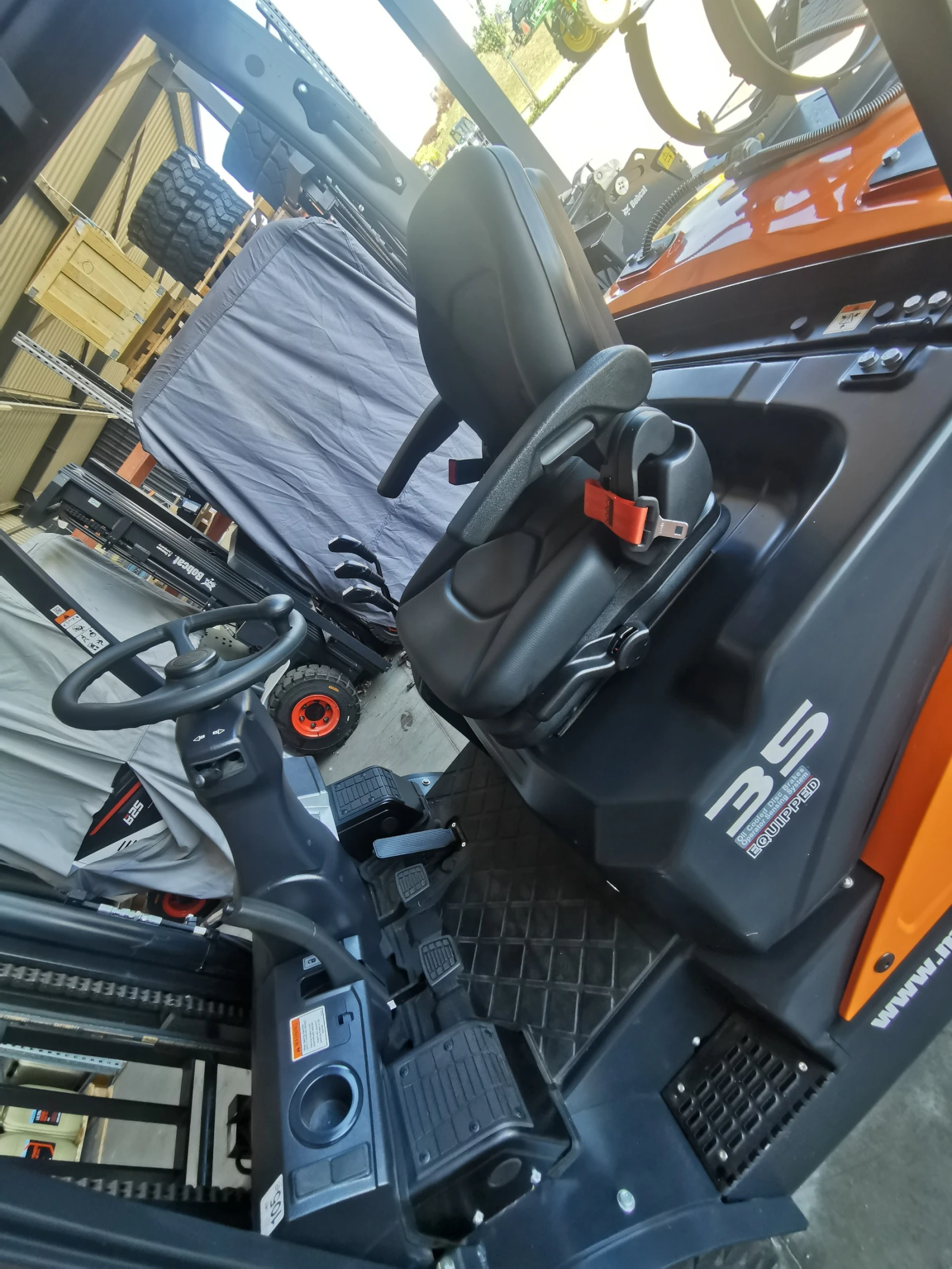  Bobcat G35EC-7 | Mobile.bg   11