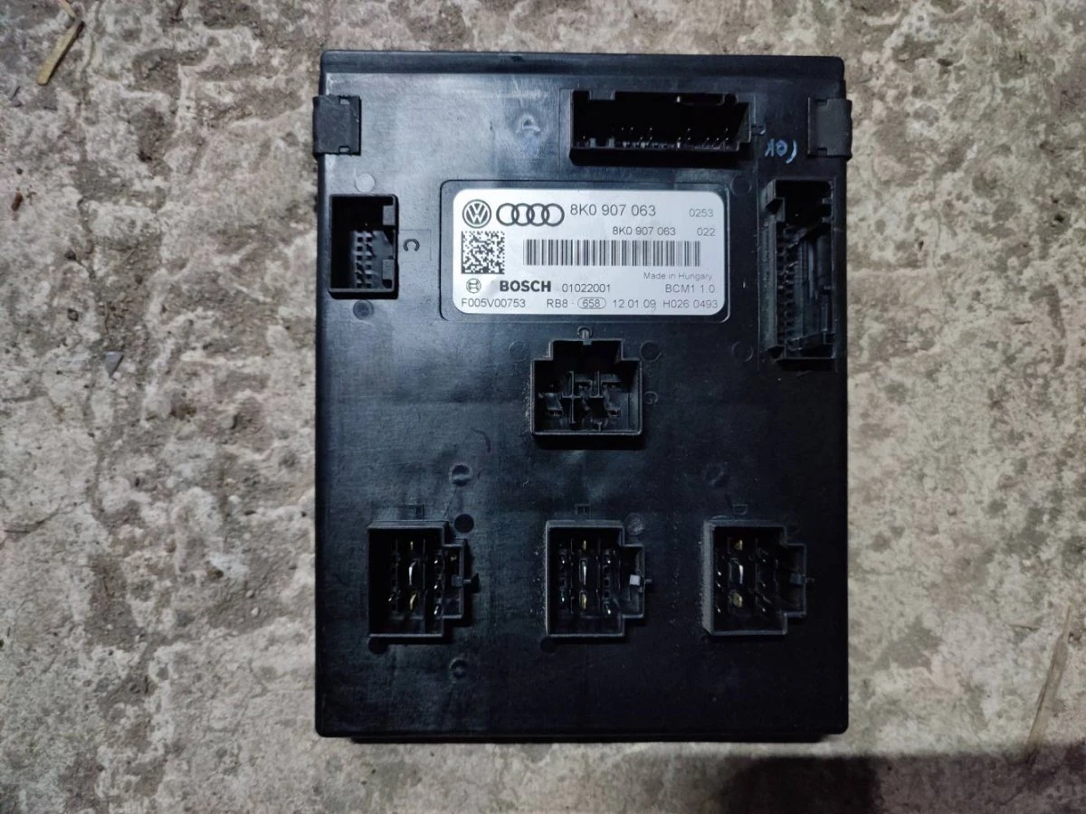 Комфорт модул купе Audi A4 A5 Q5 8K0907063