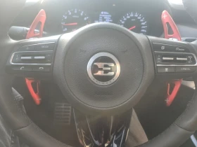 Kia Stinger 2.0 турбо, снимка 11