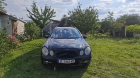 Mercedes-Benz E 320 3.2 газ-бензин 224HP 165KW 4-matic, снимка 1
