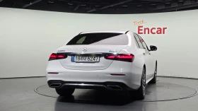 Mercedes-Benz E 220 4MATIC AMG Line, снимка 4