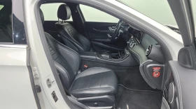 Mercedes-Benz E 220 4MATIC AMG Line, снимка 10