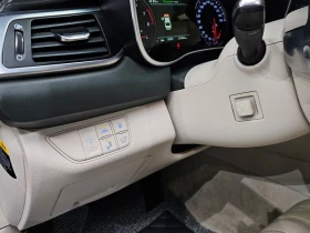 Genesis G70 2.0 Automatic, снимка 8