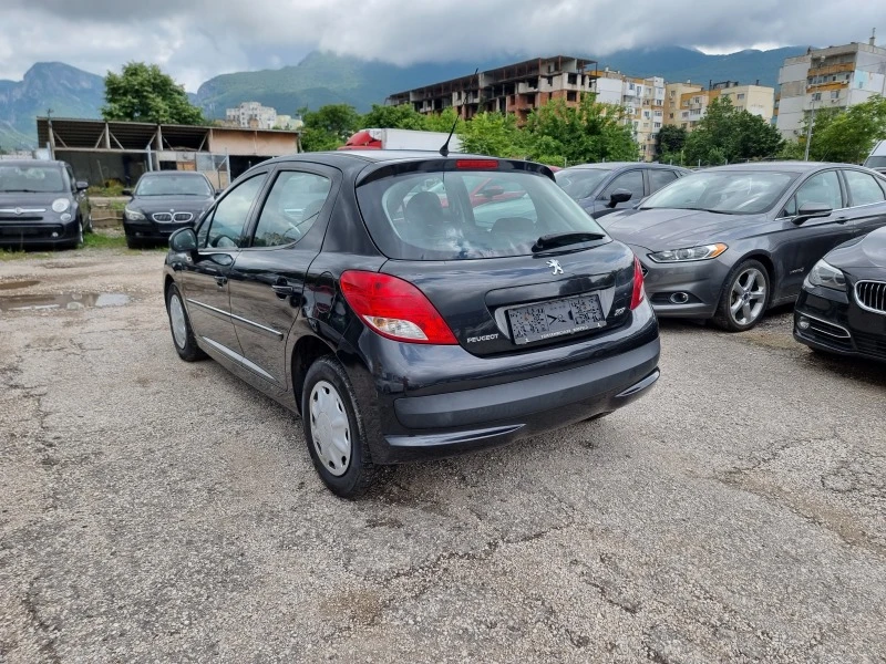 Peugeot 207 1.4i, снимка 5 - Автомобили и джипове - 41207951