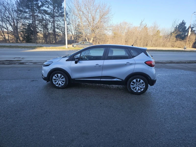 Renault Captur 1.2i--AUTOMAT, снимка 4 - Автомобили и джипове - 48235389