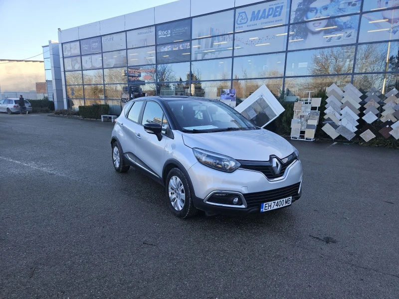 Renault Captur 1.2i--AUTOMAT, снимка 1 - Автомобили и джипове - 48235389