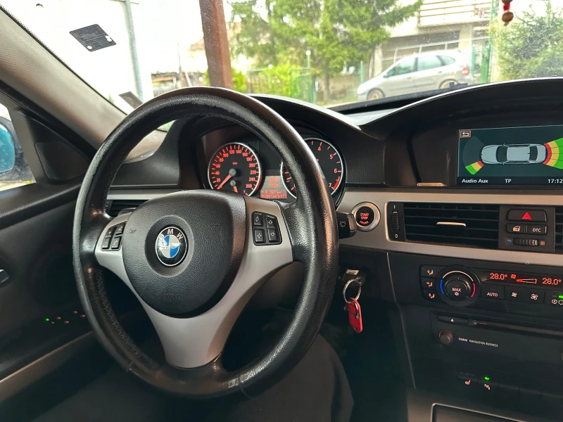 BMW 320 BMW 320i / E90 /150Hp, снимка 3 - Автомобили и джипове - 53176375