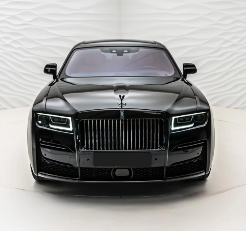 Rolls-Royce Ghost Black Badge* Shooting Star* Rear Theatre* Massage, снимка 5 - Автомобили и джипове - 50892965
