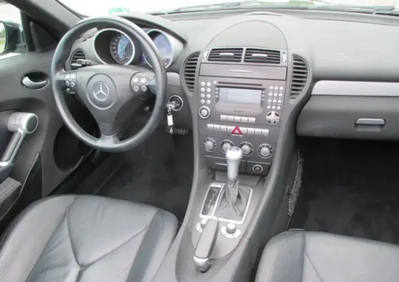 Mercedes-Benz SLK 200 Kompressor, снимка 16 - Автомобили и джипове - 52576209