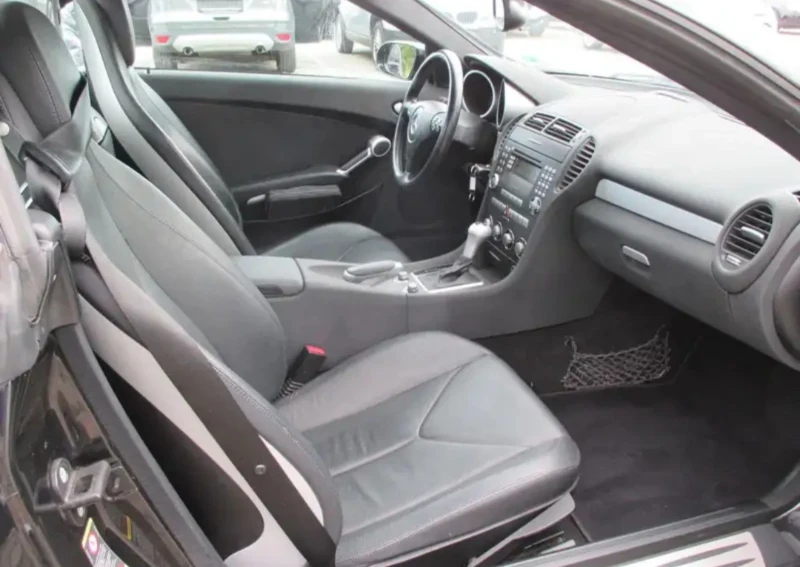 Mercedes-Benz SLK 200 Kompressor, снимка 15 - Автомобили и джипове - 52576209