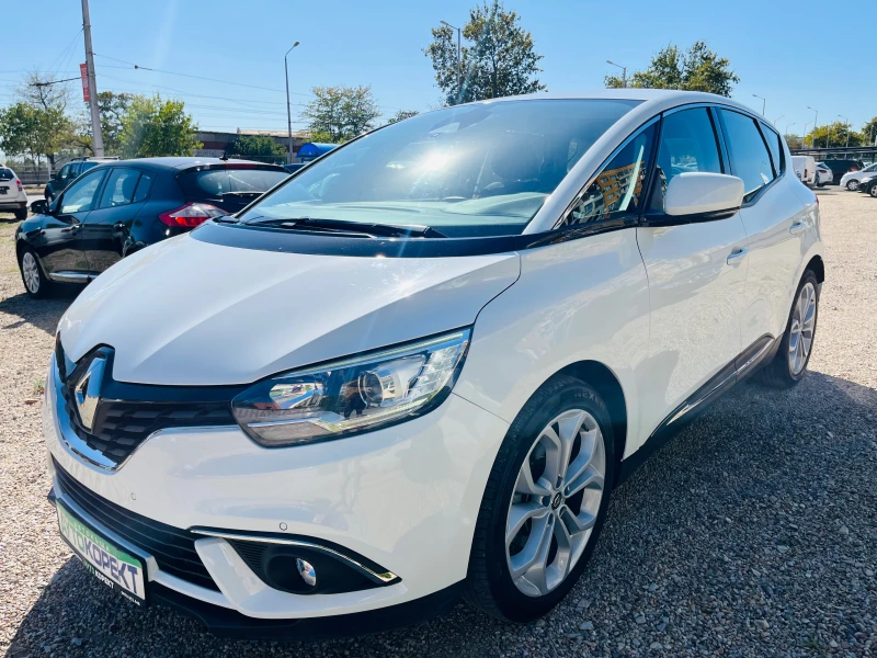 Renault Scenic 1.5 dci NAVI, снимка 3 - Автомобили и джипове - 51833971