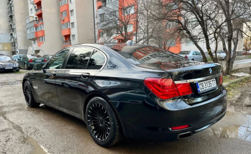 BMW 750, снимка 8 - Автомобили и джипове - 52324607