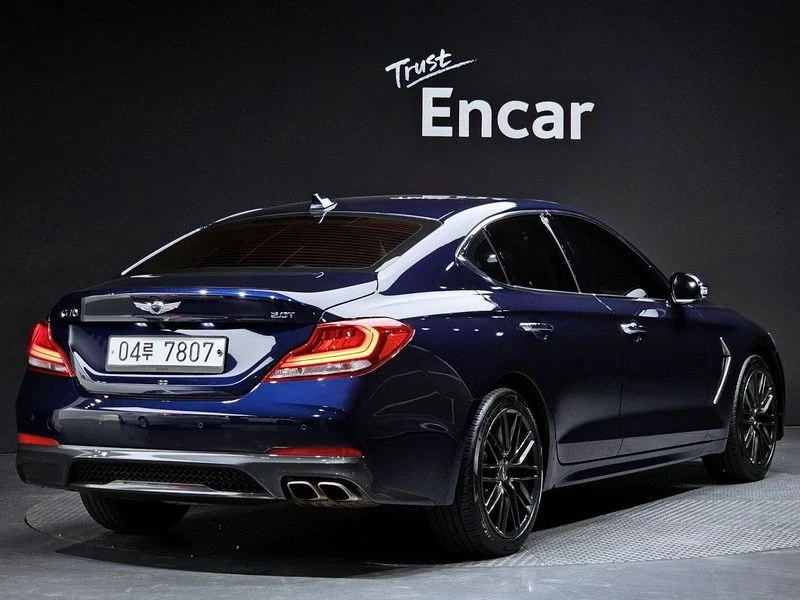 Genesis G70 2.0 Automatic, снимка 3 - Автомобили и джипове - 55598179