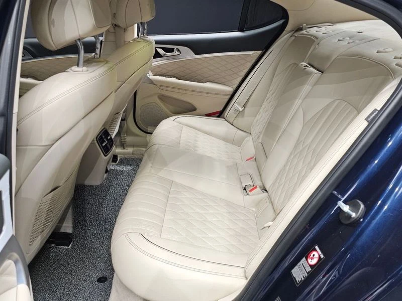 Genesis G70 2.0 Automatic, снимка 16 - Автомобили и джипове - 55598179