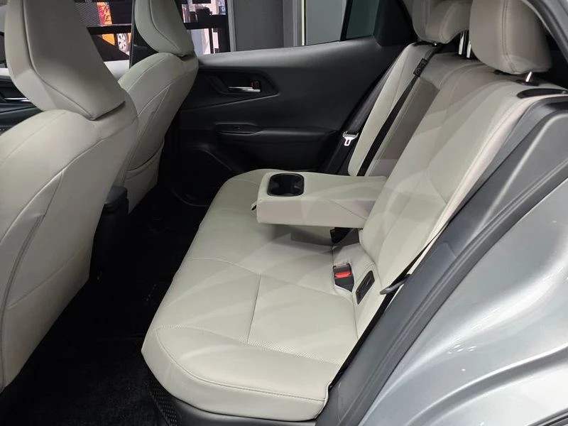 Toyota Prius 2.0 XLE| 196к.с.| ВКЛ.ТЕХНОТЕСТ, снимка 12 - Автомобили и джипове - 55622238