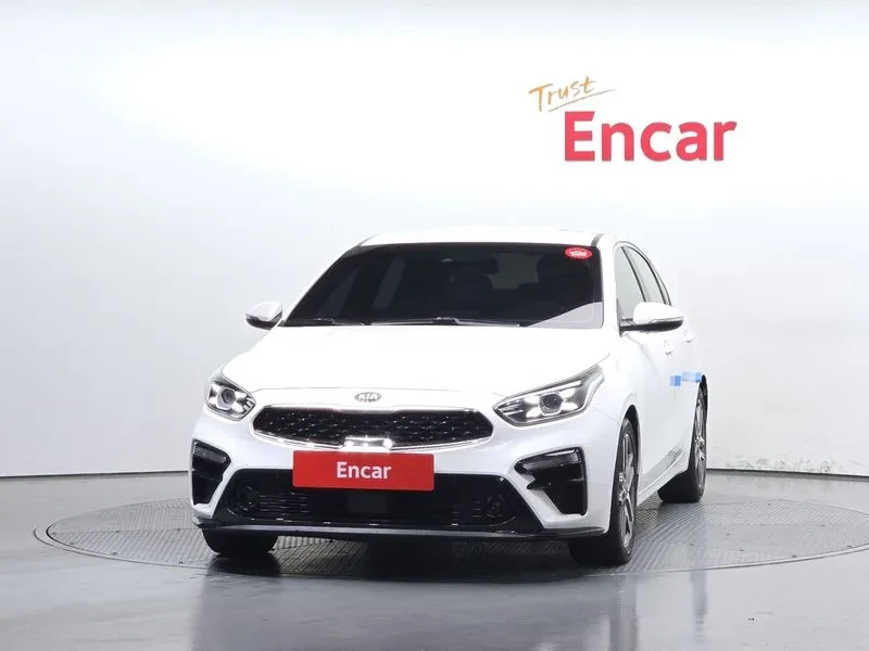 Kia K3 Noblesse, снимка 3 - Автомобили и джипове - 55884837