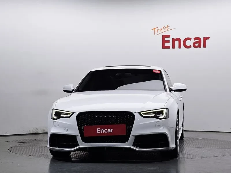 Audi A5 2.0 TDI Quattro - САМО 30% АВАНС, снимка 3 - Автомобили и джипове - 56003344