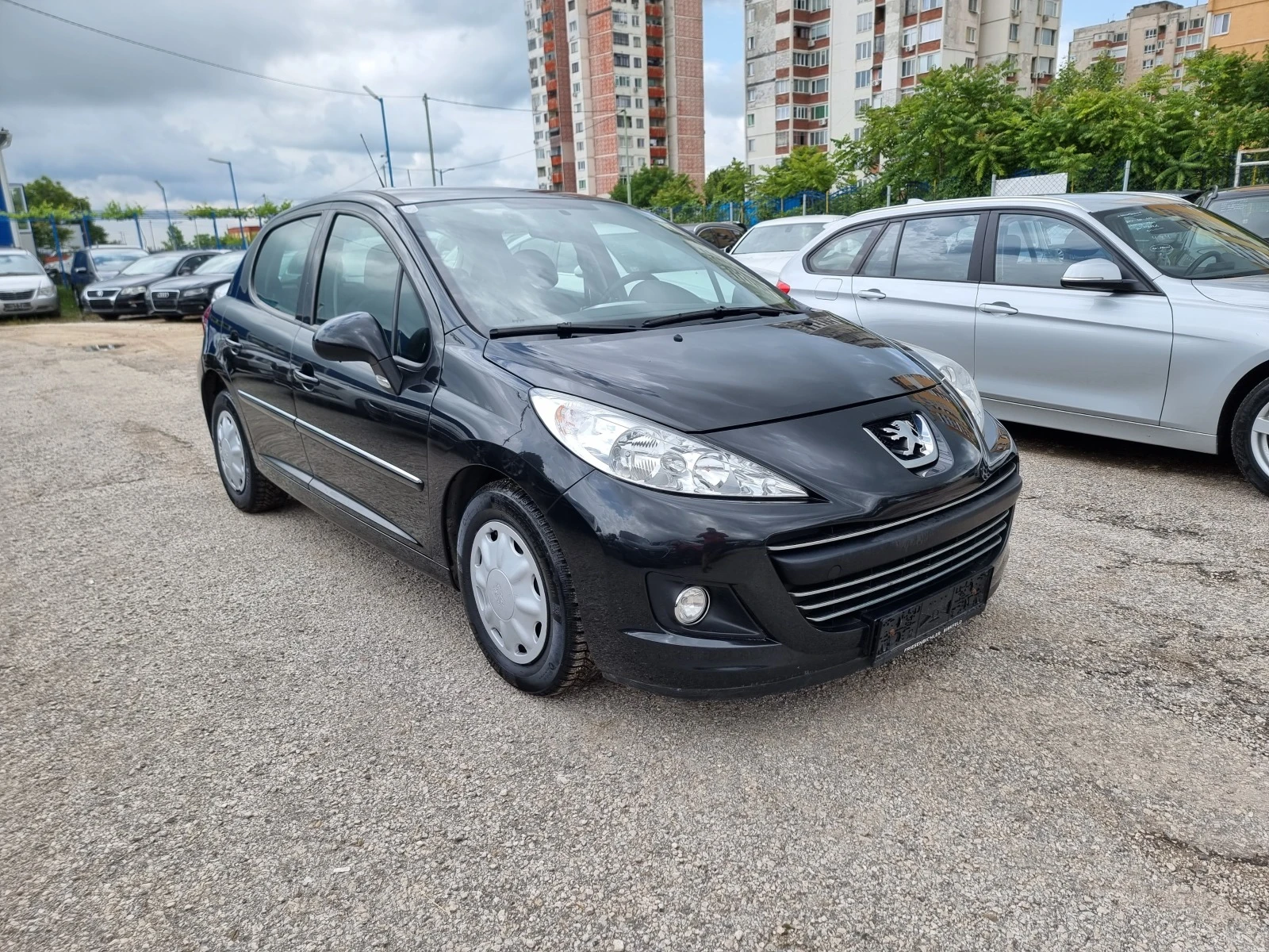 Peugeot 207 1.4i - изображение 8