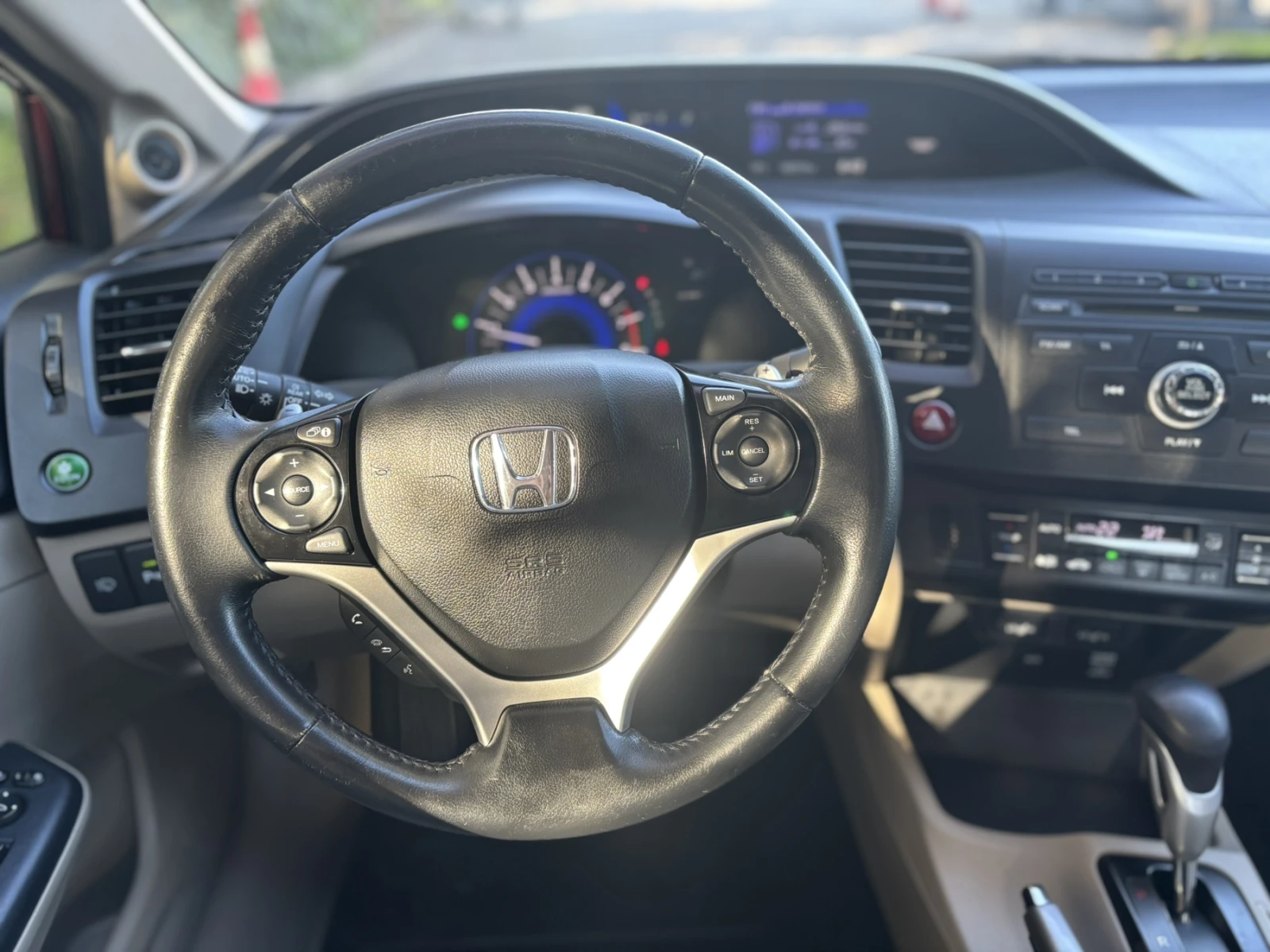 Honda Civic Sedan Executive 1.8 i-VTEC - изображение 9