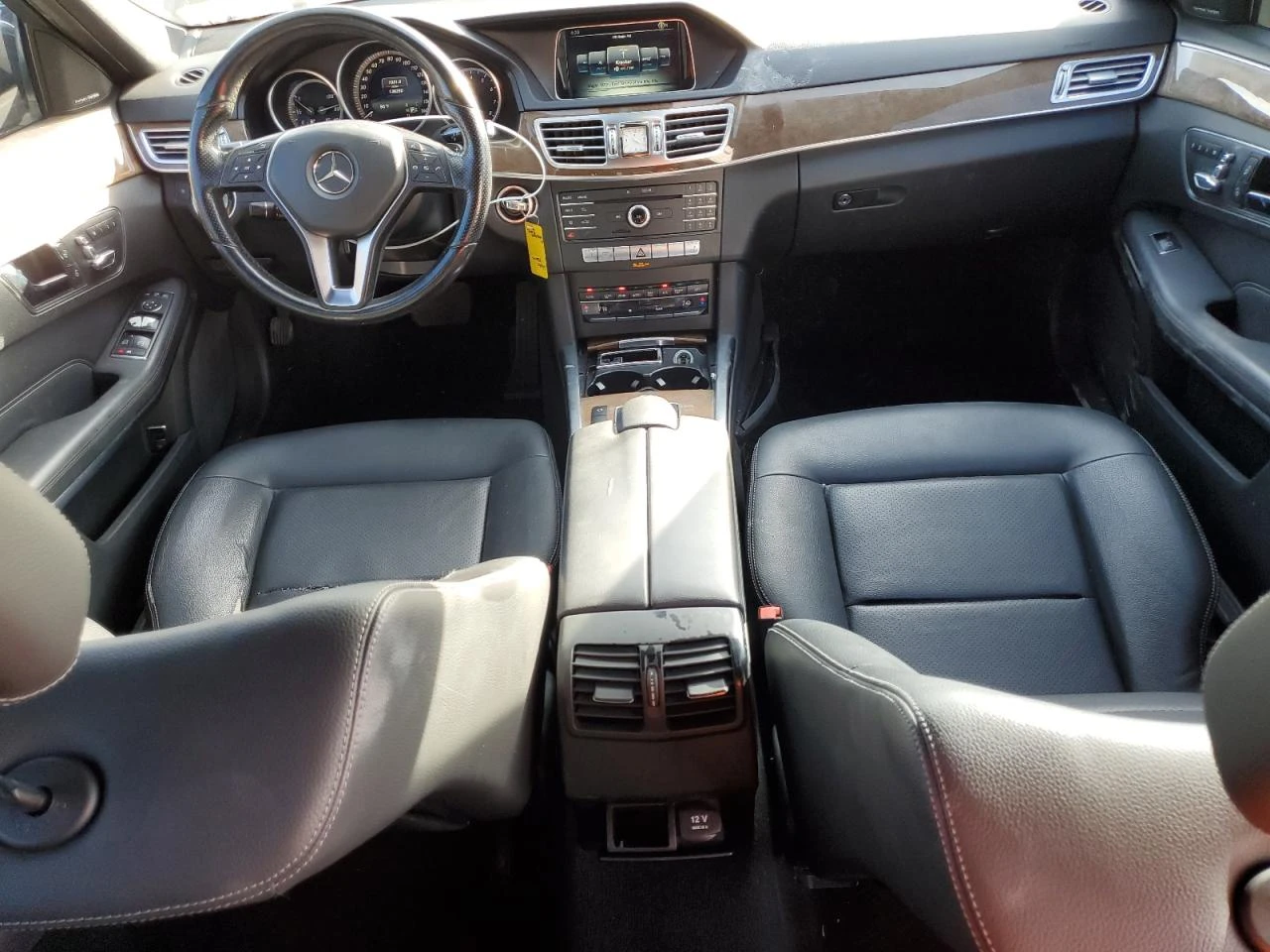 Mercedes-Benz E 350 * Възможност за Лизинг*  - изображение 8