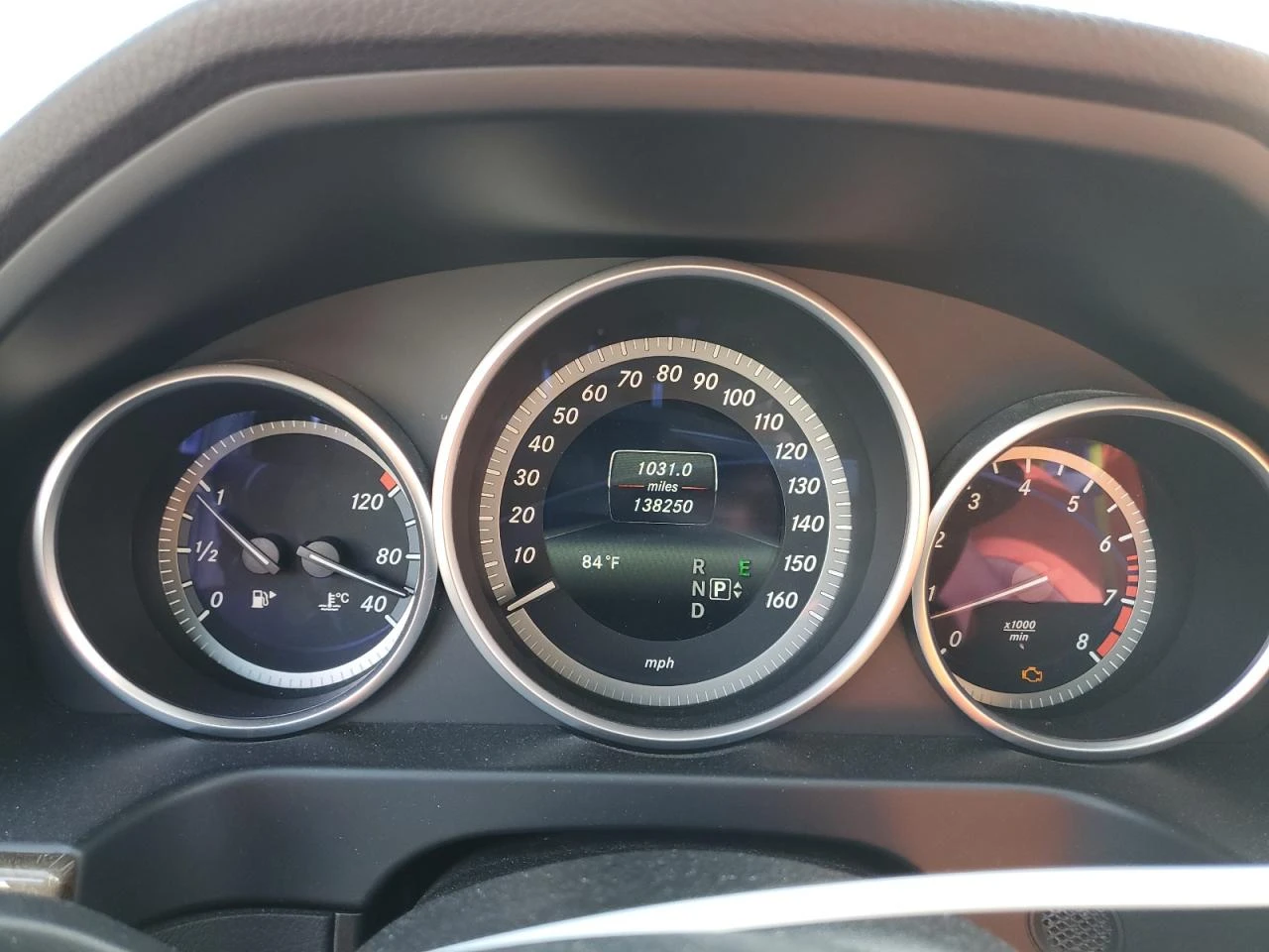 Mercedes-Benz E 350 * Възможност за Лизинг*  - изображение 9