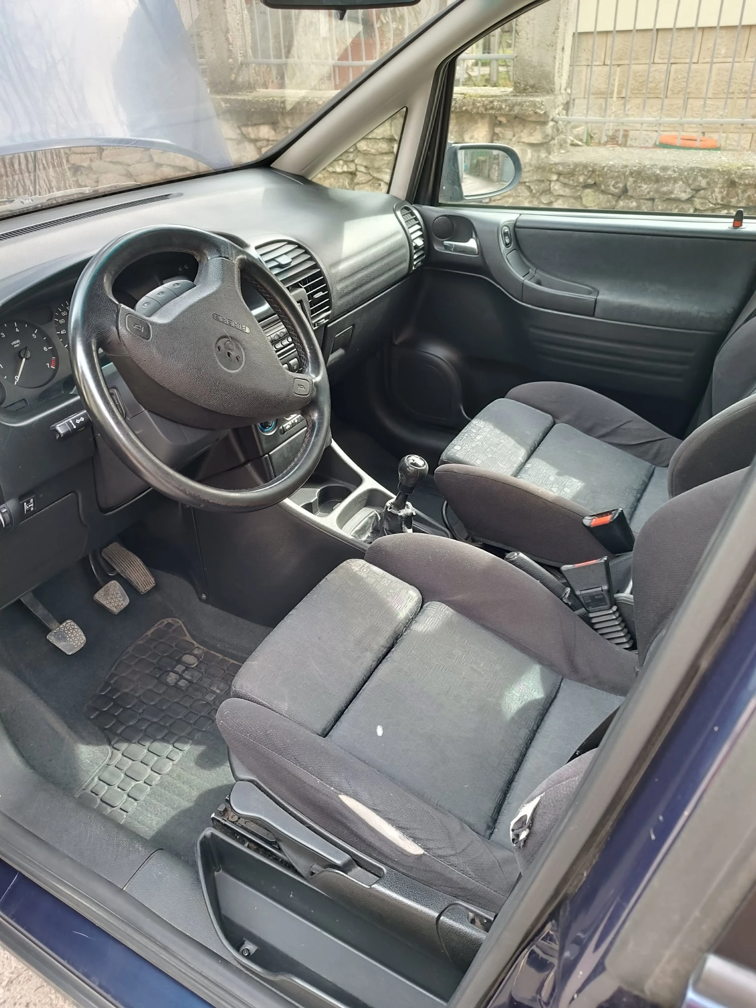 Opel Zafira  - изображение 8