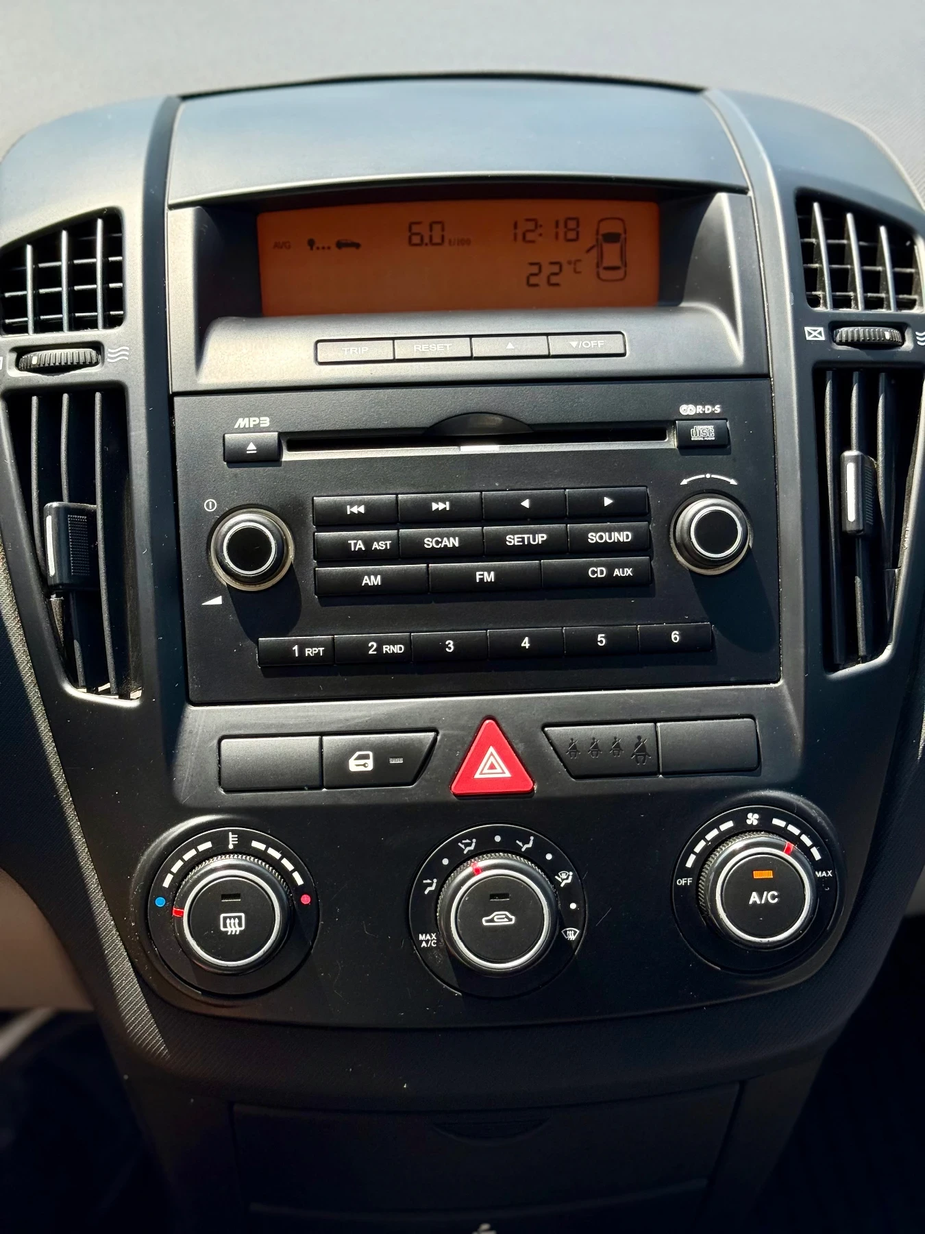 Kia Ceed  - изображение 10