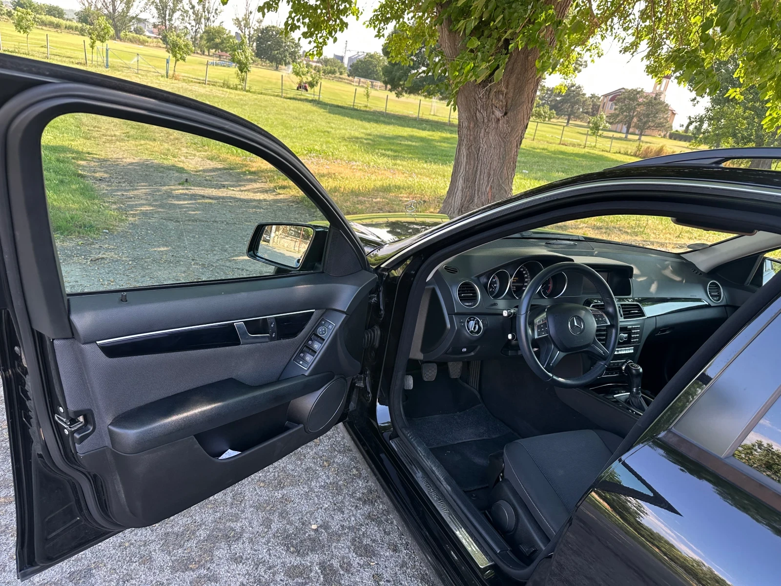 Mercedes-Benz C 220 2.2 CDI - изображение 8