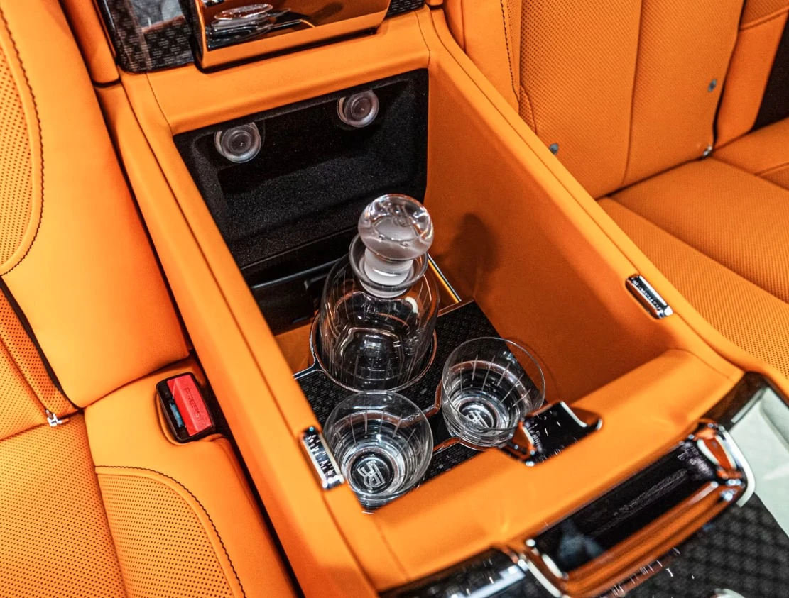 Rolls-Royce Ghost Black Badge* Shooting Star* Rear Theatre* Massage | Mobile.bg   14