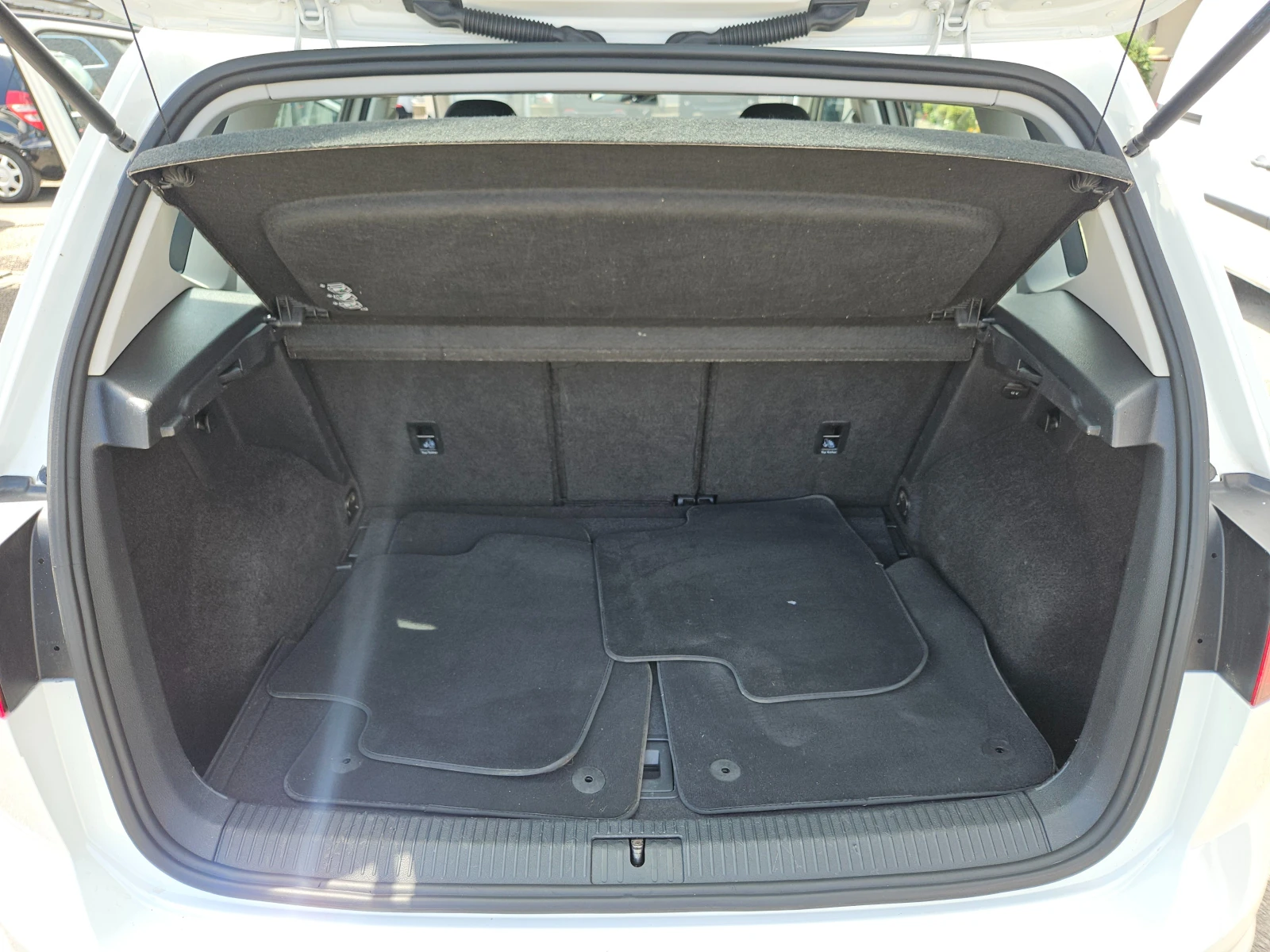 VW Sportsvan 1.6TDI/BlueMotion/ACC/NAVI/БЛУТУТ/EURO 6B/ТОП - изображение 4