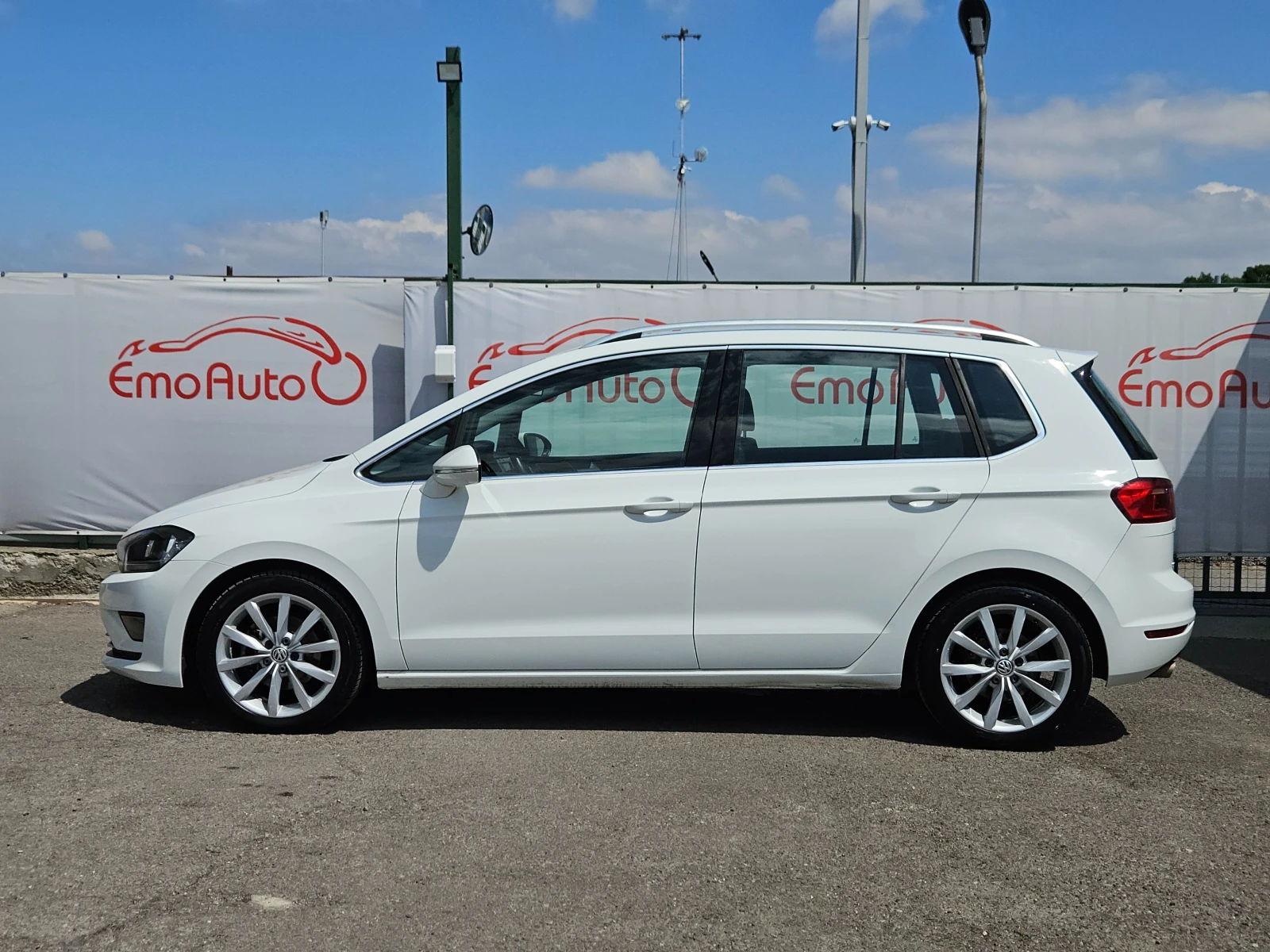 VW Sportsvan 1.6TDI/BlueMotion/ACC/NAVI/БЛУТУТ/EURO 6B/ТОП - изображение 6
