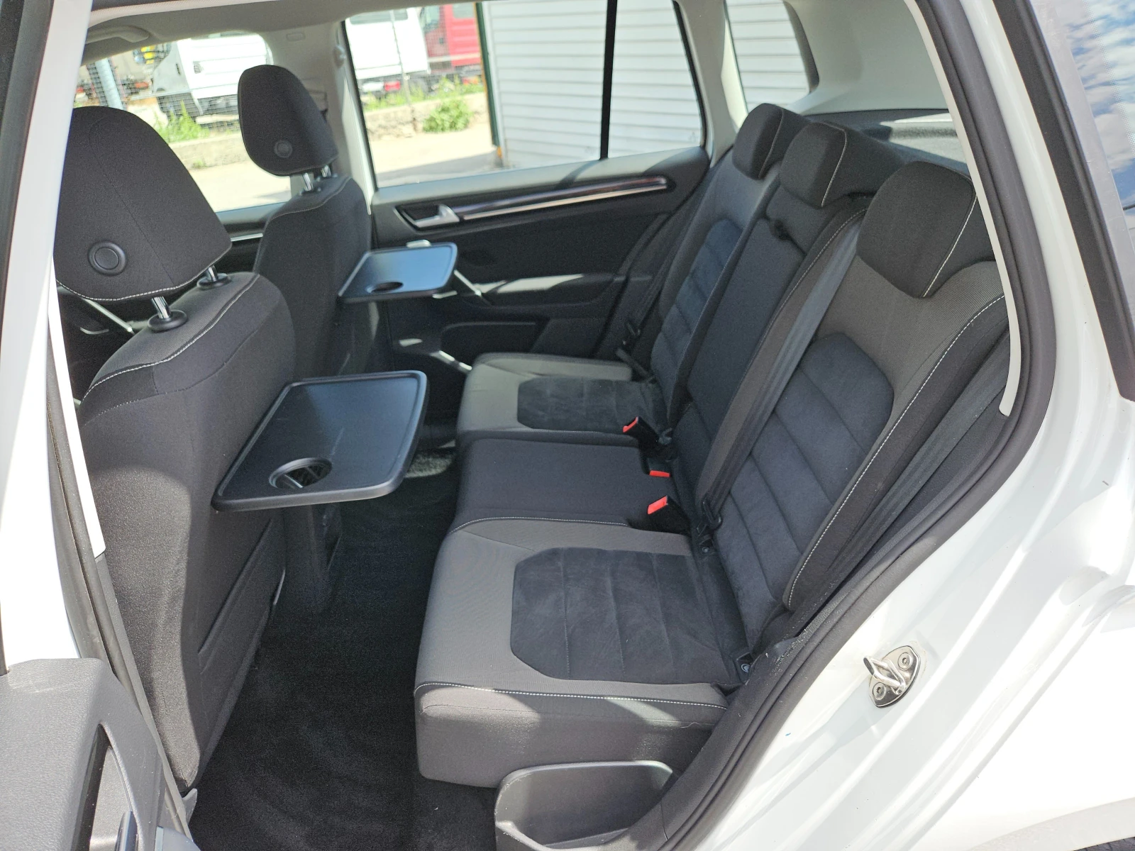 VW Sportsvan 1.6TDI/HighLine/BLACK FRIDAY/ACC/NAVI//EURO6 | Mobile.bg   16