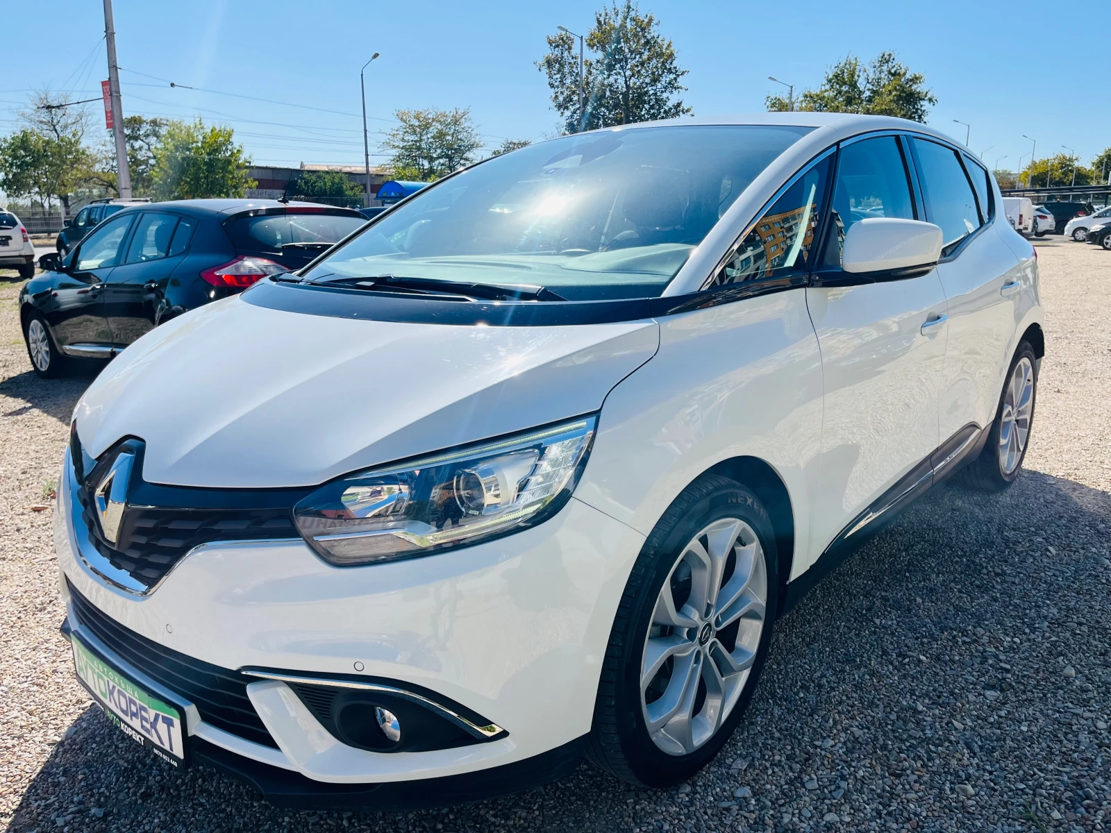 Renault Scenic 1.5 dci NAVI - изображение 3