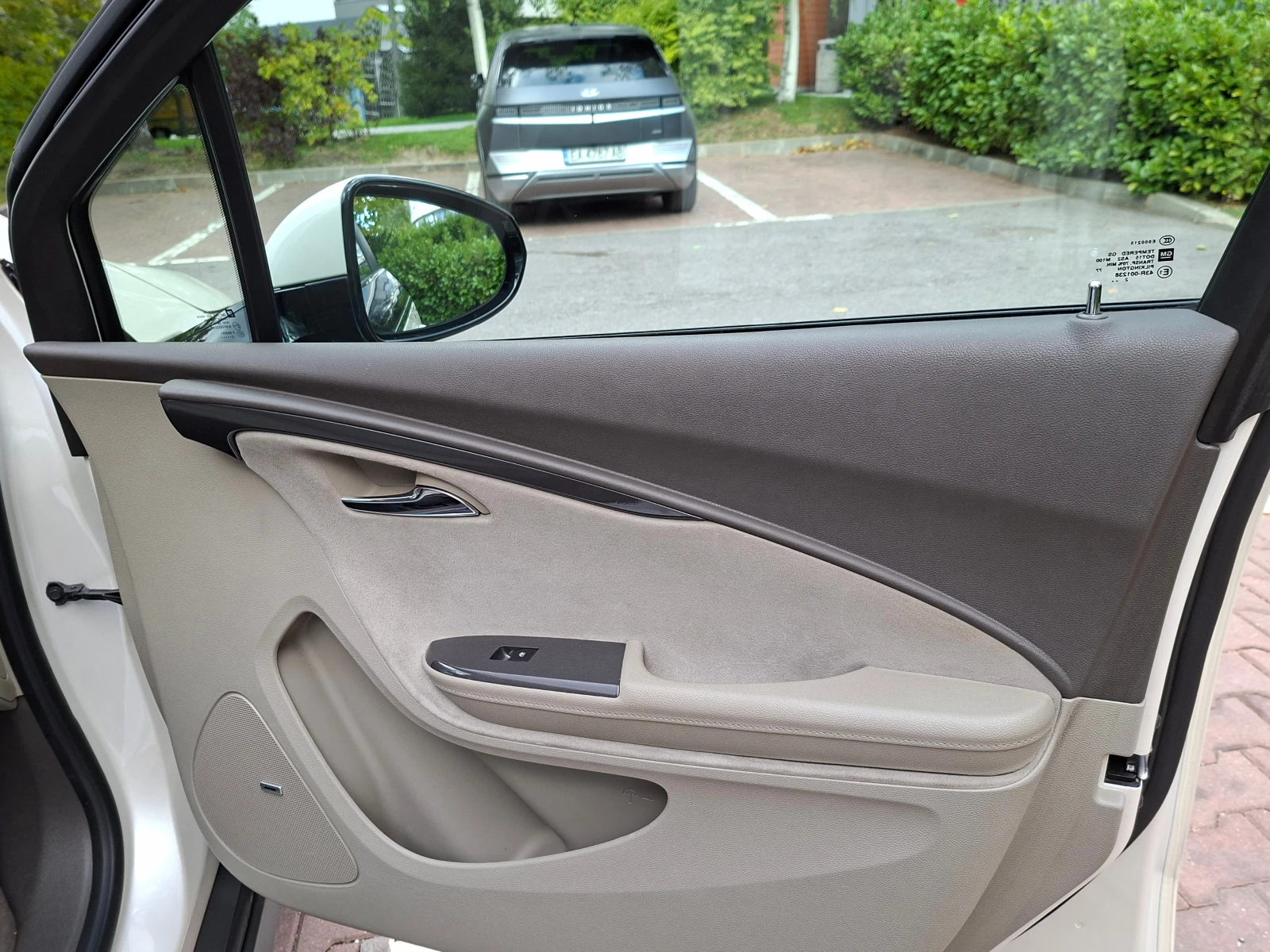 Chevrolet Volt ЕЛЕКТРИЧЕСКИ - изображение 9