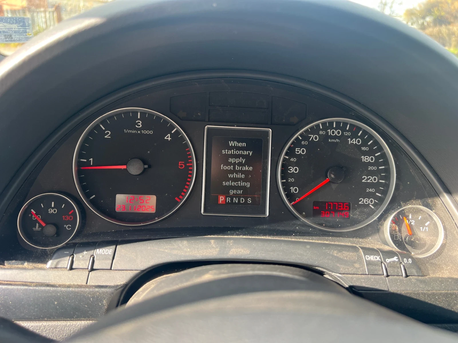 Audi A4 S-Line 3.0 tdi - изображение 9