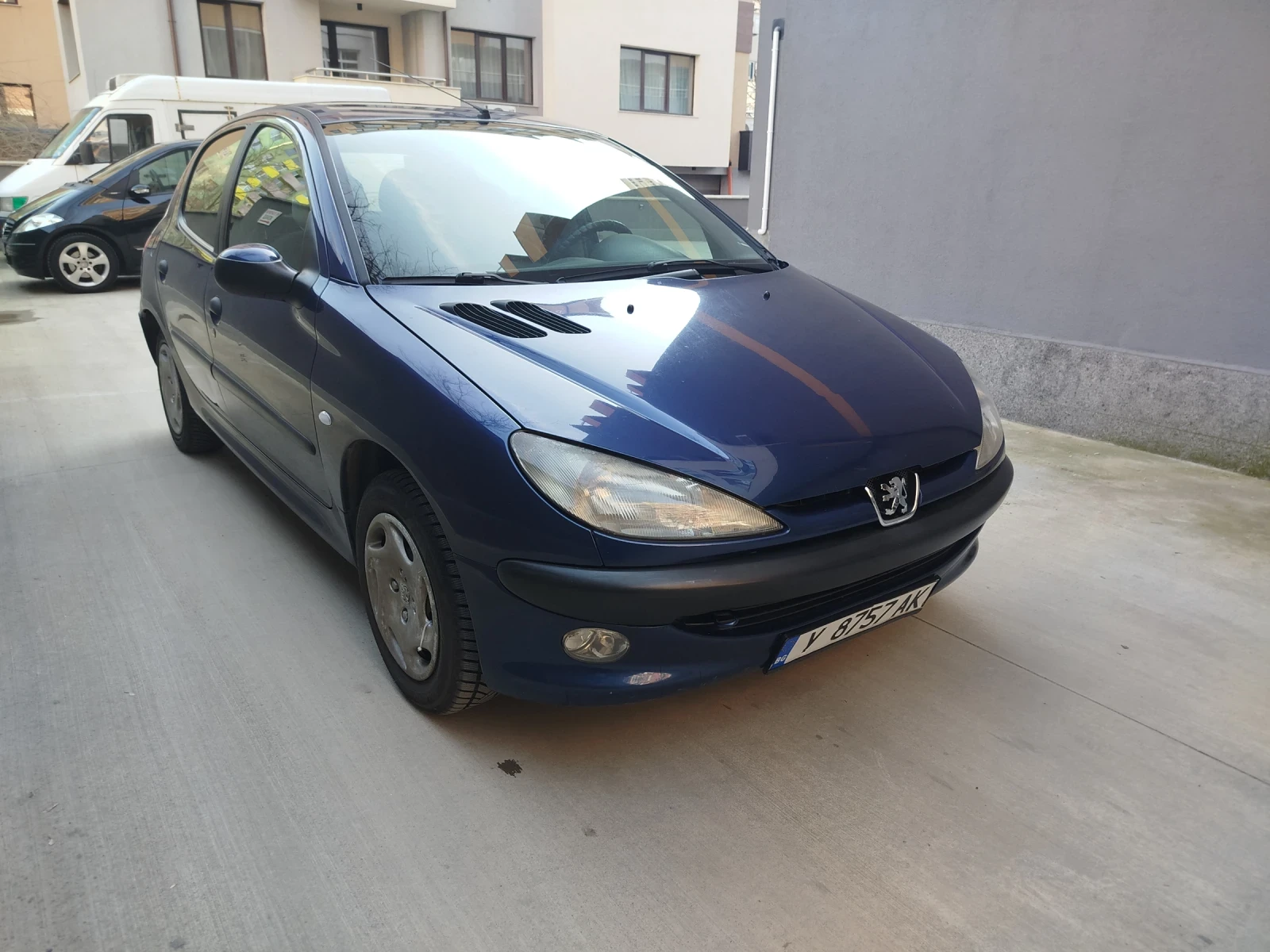 Peugeot 206, снимка 2 - Автомобили и джипове - 53749796