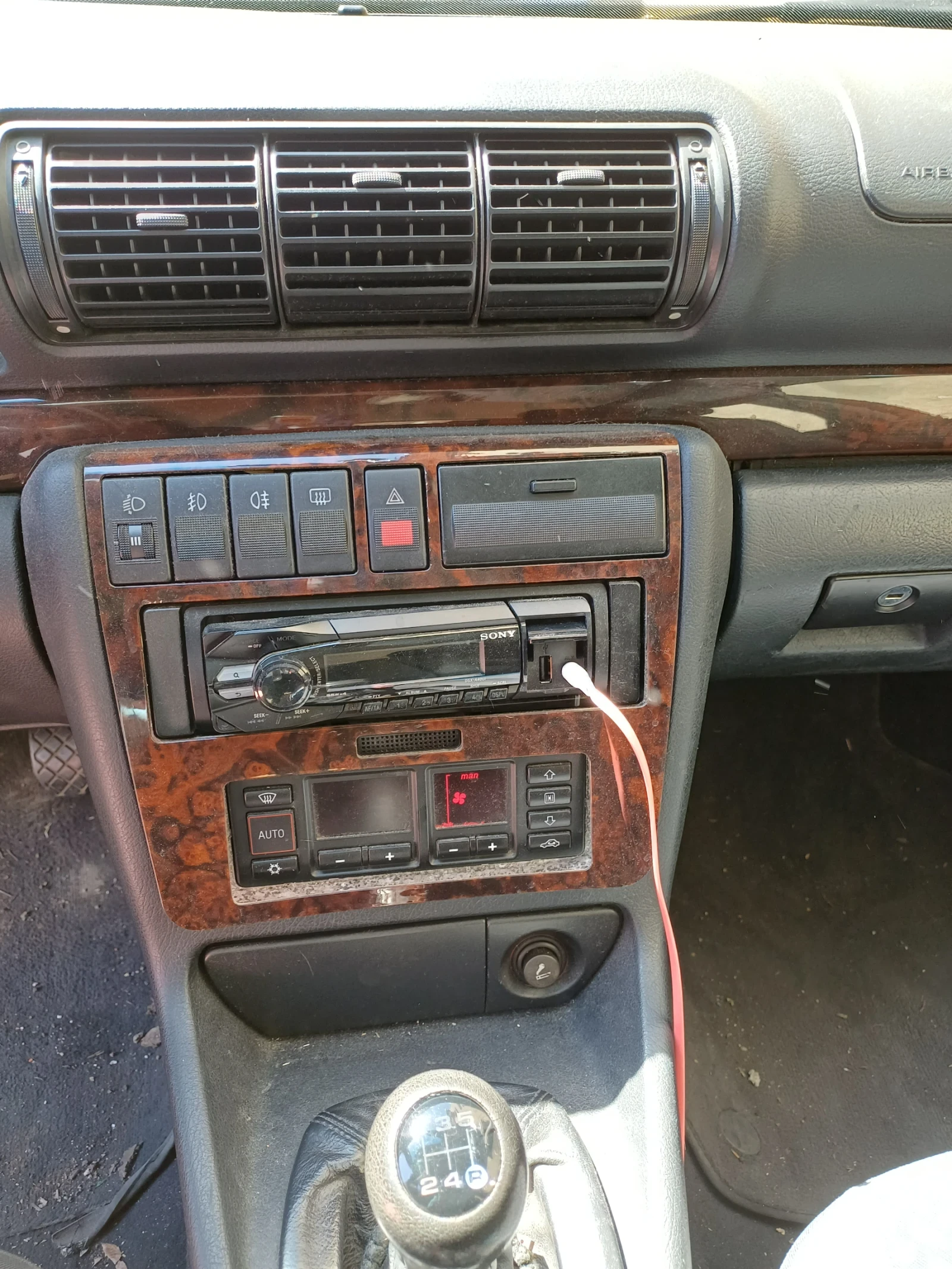 Audi A4, снимка 8 - Автомобили и джипове - 54212857